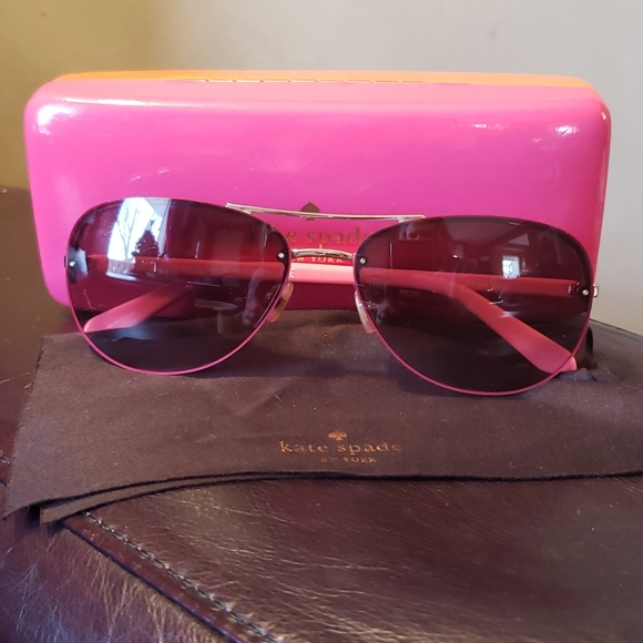 Kate Spade ♠️ sunglasses w/case
